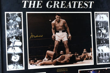 Muhammad Ali Signed Photograph Framed Display