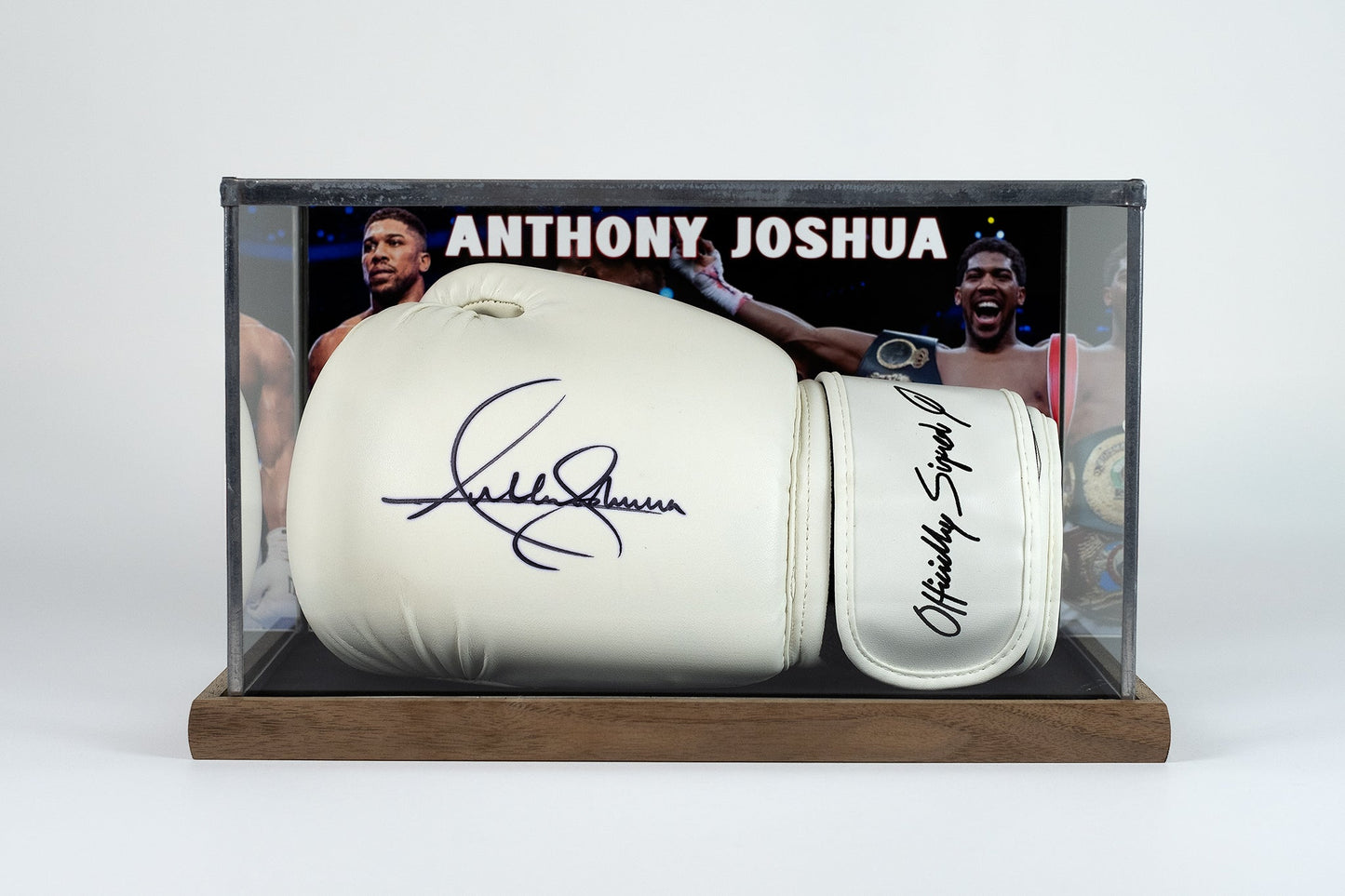 Customisable Memorabilia Display Case