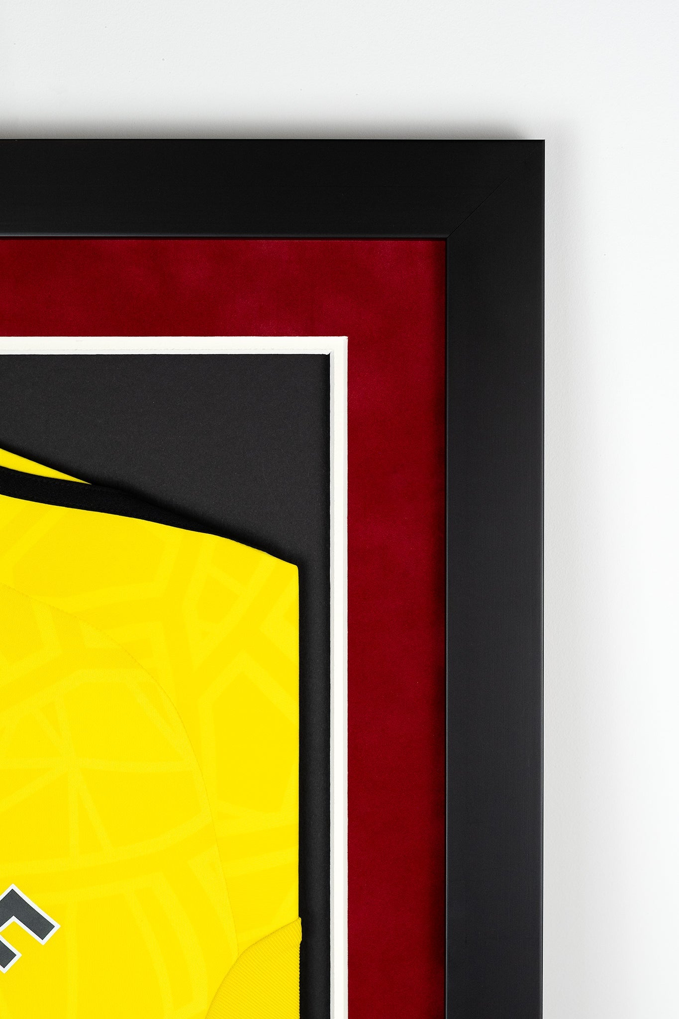 Aaron Ramsdale signed Arsenal shirt