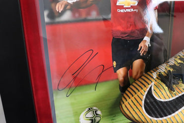 alexis sanchez signed manchester united football boot - Memorabilia Framers Shop