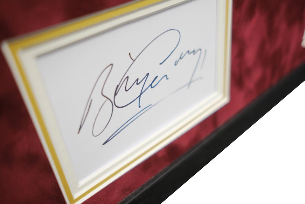 Billy Connolly Tribute signed white card - Memorabilia Framers Shop