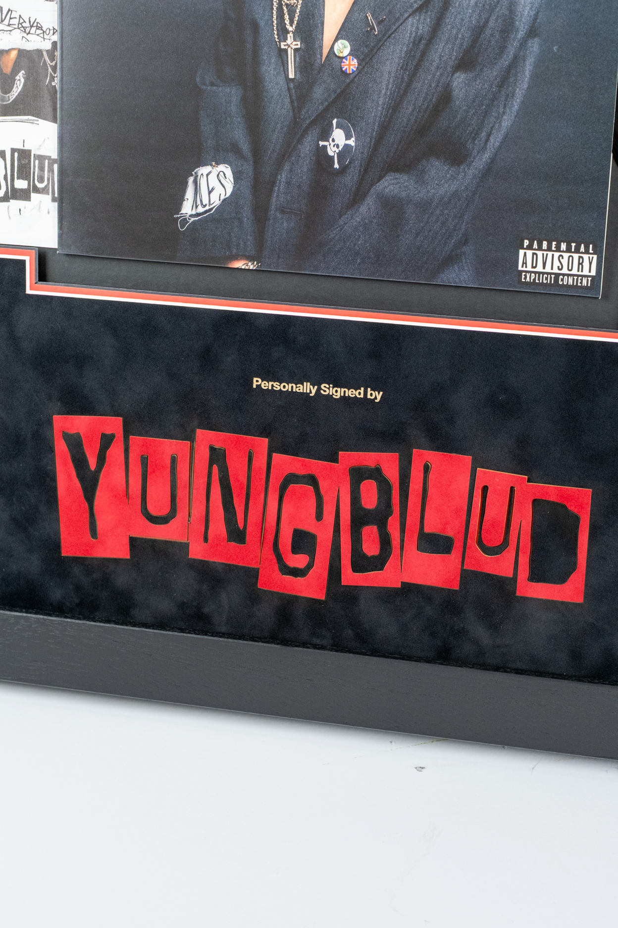 Yungblud Signed 'YUNGBLUD' Vinyl Insert Framed Display
