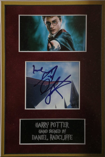Daniel Radcliffe, Harry Potter Signed Card With Books Framed Display - Memorabilia Framers Shop
