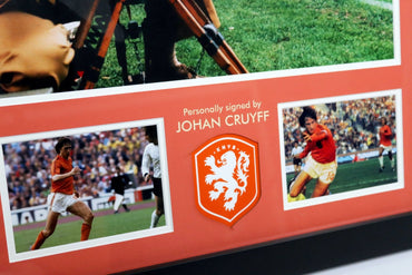 Johan Cruyff Signed Photo Framed Display - Memorabilia Framers Shop