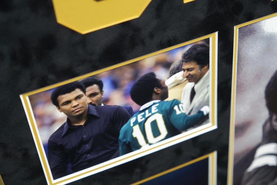 Pele and Ali signed Photograph Framed Display - Memorabilia Framers Shop