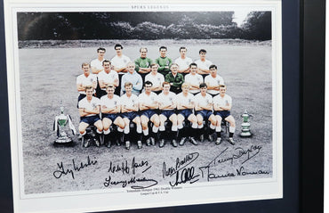 Spurs Legends Squad Signed Photo Framed Display - Memorabilia Framers Shop