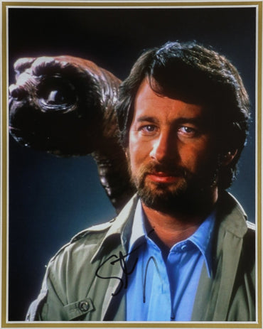 Steven Spielberg Signed 12x8 Photograph Framed Display - Memorabilia Framers Shop