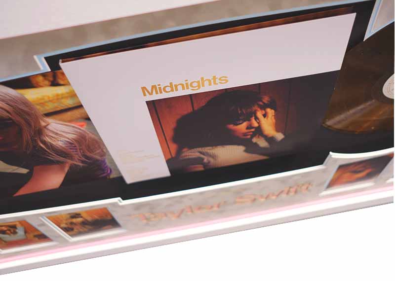 Taylor Swift Signed Photo And Midnights Vinyl - Memorabilia Framers Shop