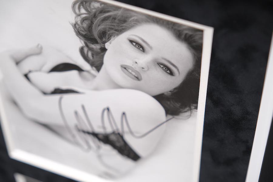 X Files Photograph Framed Display Signed by Gillian Anderson - Memorabilia Framers Shop