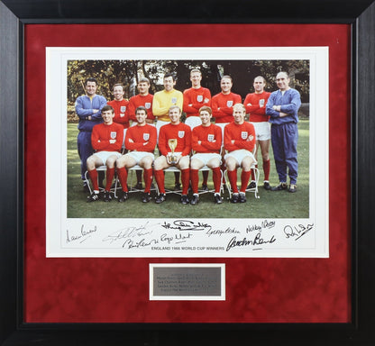 1966 9 Signed England Photograph Framed Display - Memorabilia Framers Shop