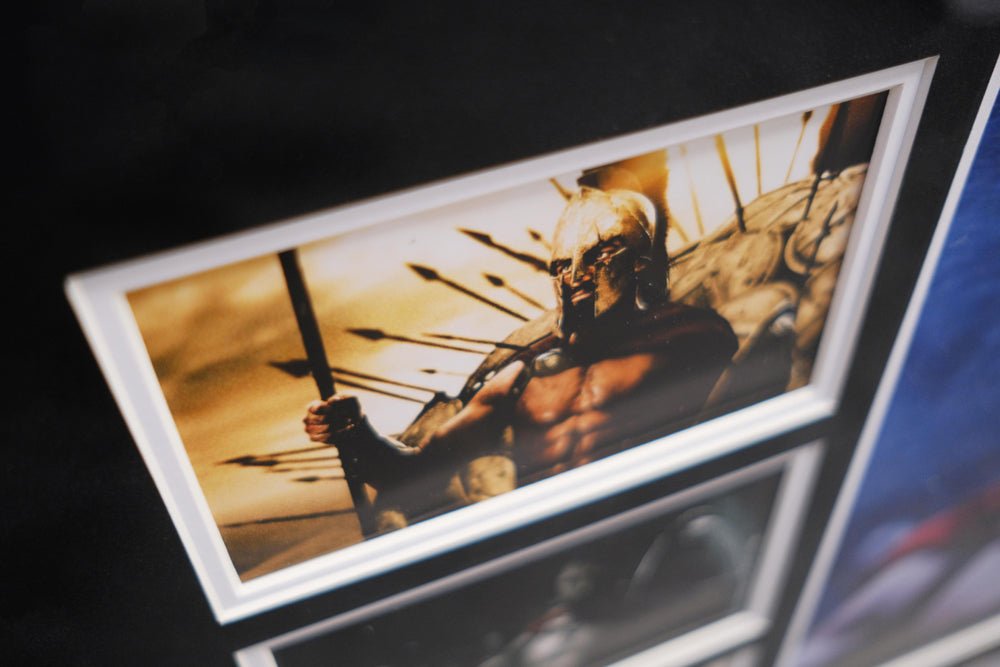 300: Rise of an Empire white card signed by Gerard Butler - Memorabilia Framers Shop
