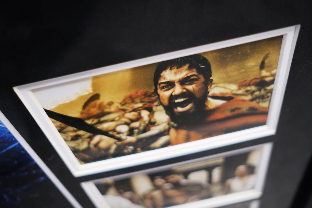 300: Rise of an Empire white card signed by Gerard Butler - Memorabilia Framers Shop