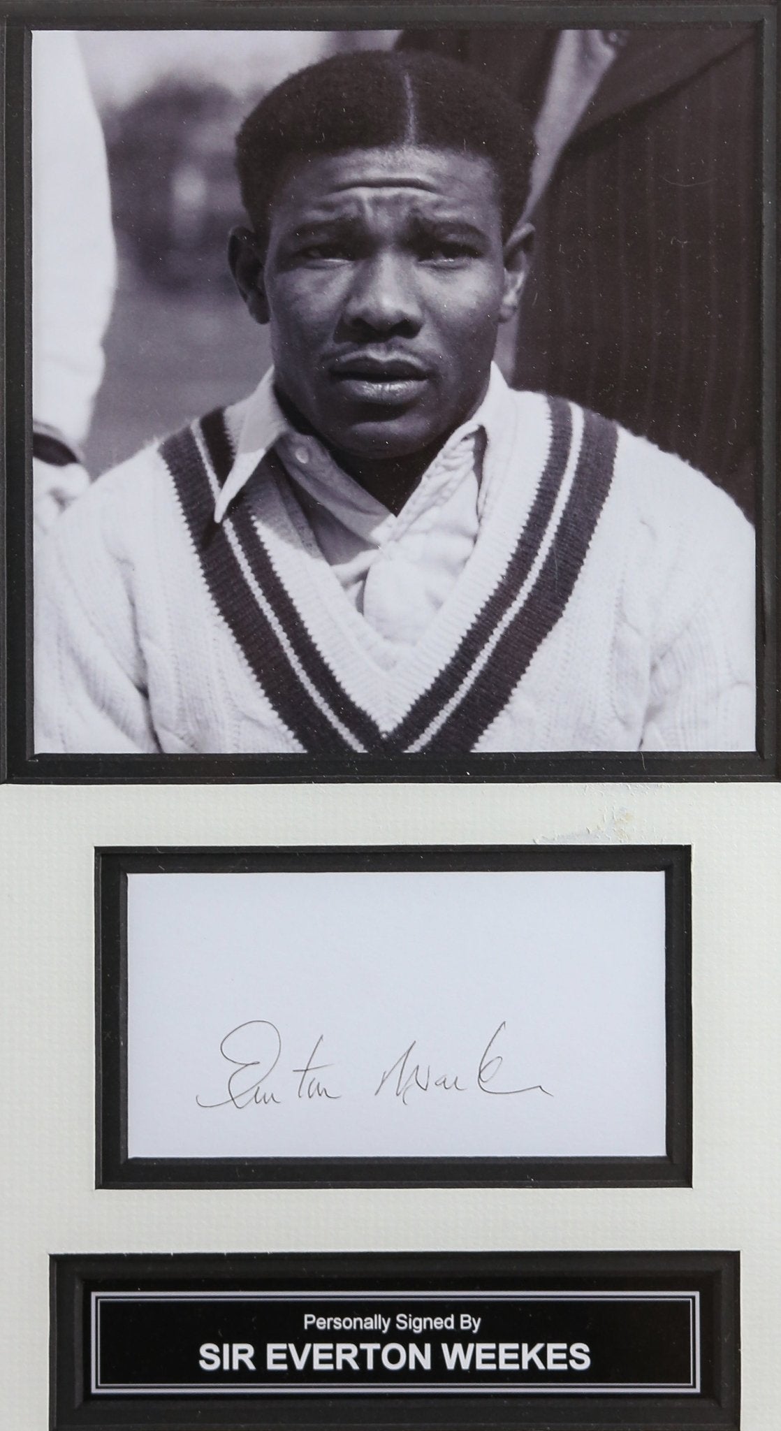 5 Signed Cricket Legends Whitecard Framed Display - Memorabilia Framers Shop