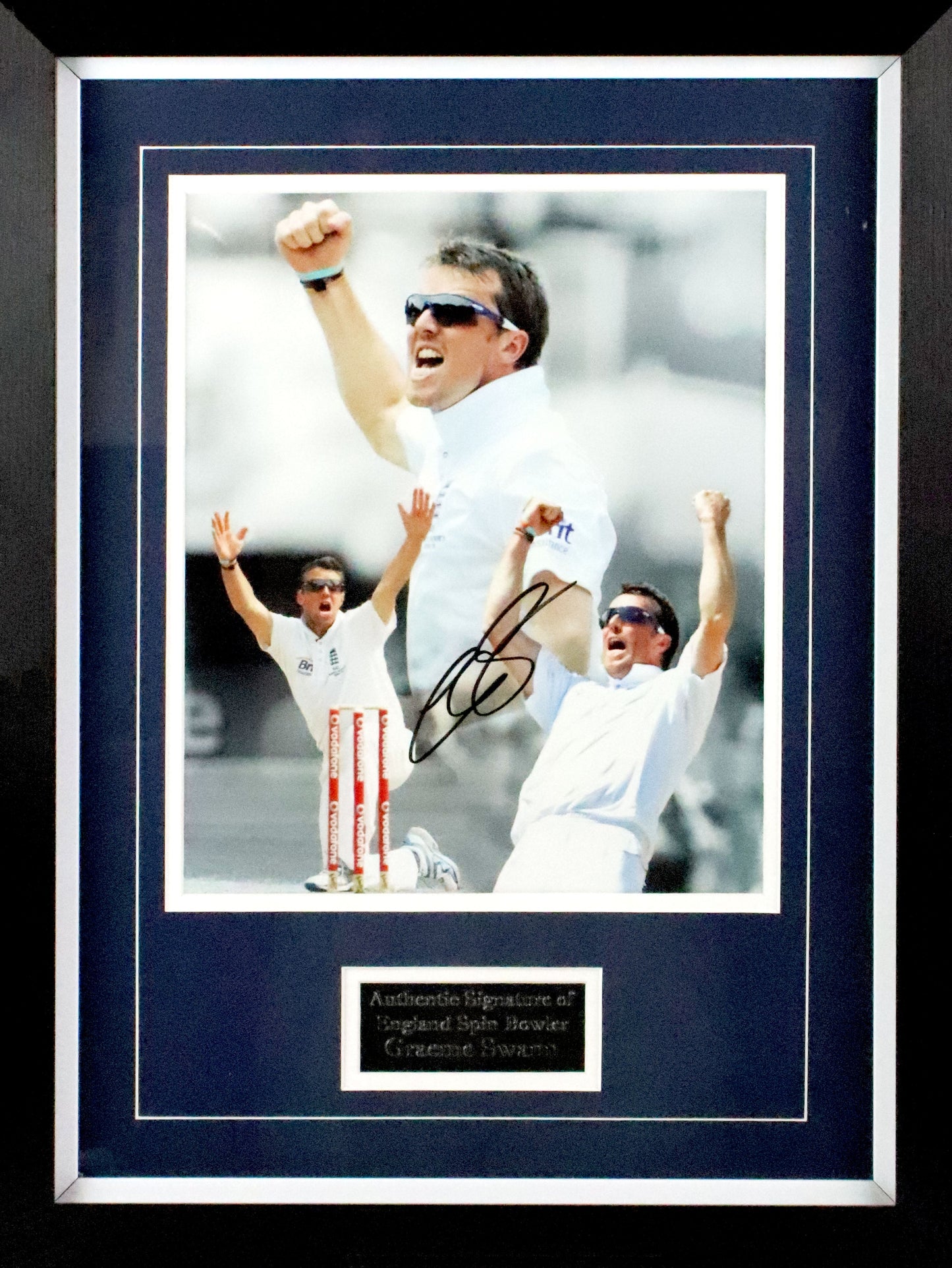 Graeme Swann Signed Photo Framed Display
