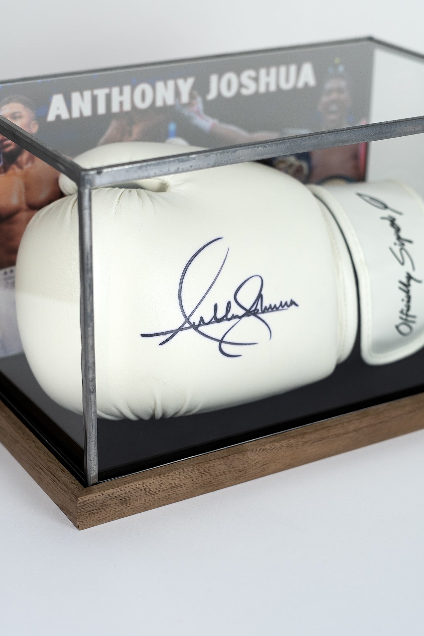 Customisable Memorabilia Display Case