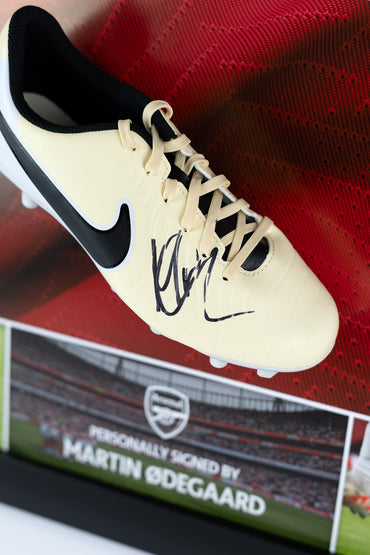 Martin Ødegaard Signed Boot Arsenal Display