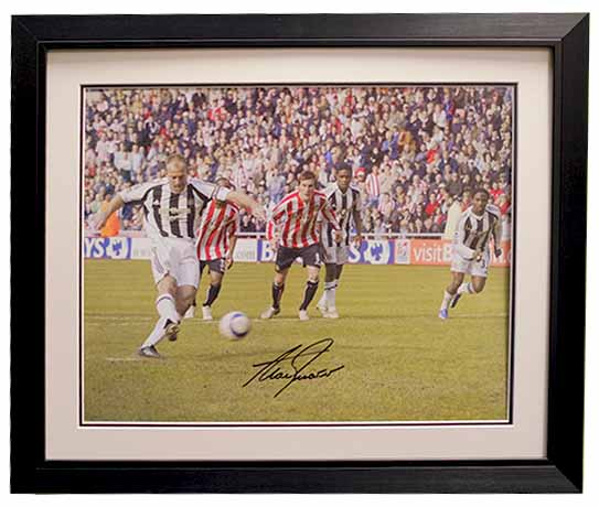 Alan Shearer signed photo Newcastle United - Memorabilia Framers Shop