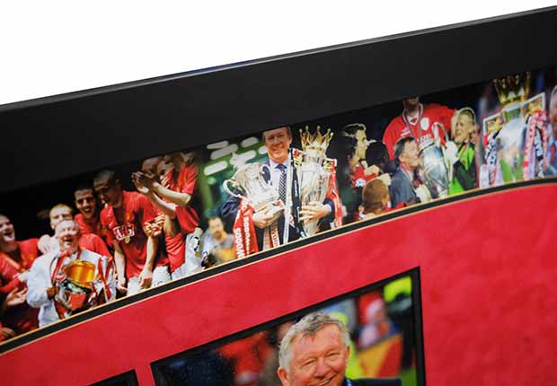 Alex Ferguson Manchester United signed white card - Memorabilia Framers Shop
