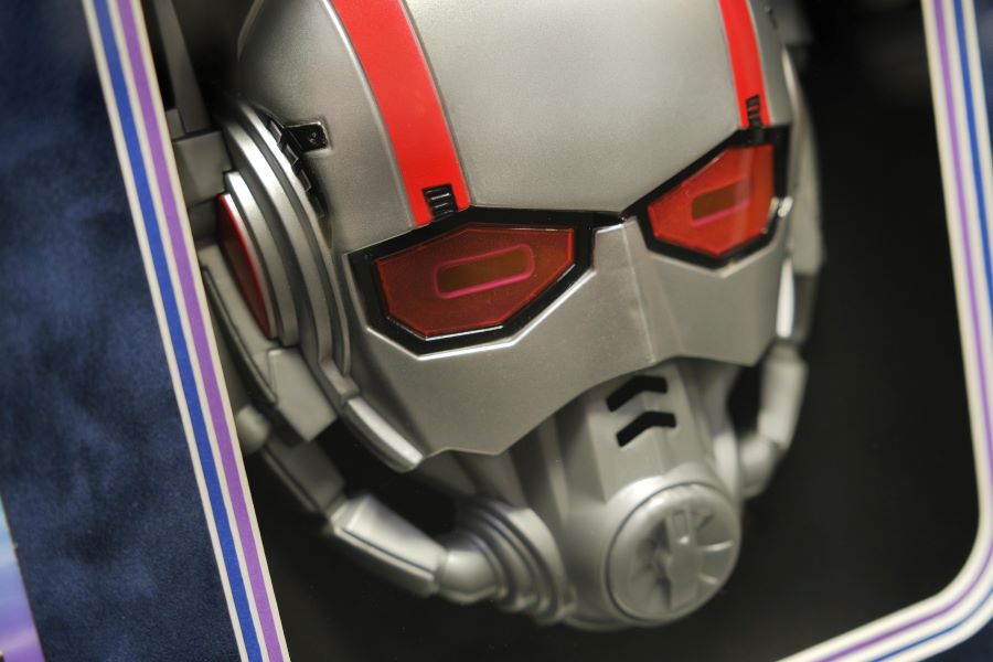 Ant-Man and the Wasp Quantumania Signed by cast Photograph Framed Display - Memorabilia Framers Shop