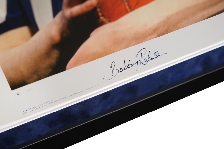 Bobby Robson Signed Photograph Framed Display - Memorabilia Framers Shop