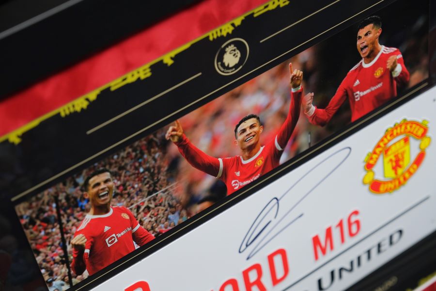 Cristiano Ronaldo Signed Roadsign Framed Display - Memorabilia Framers Shop