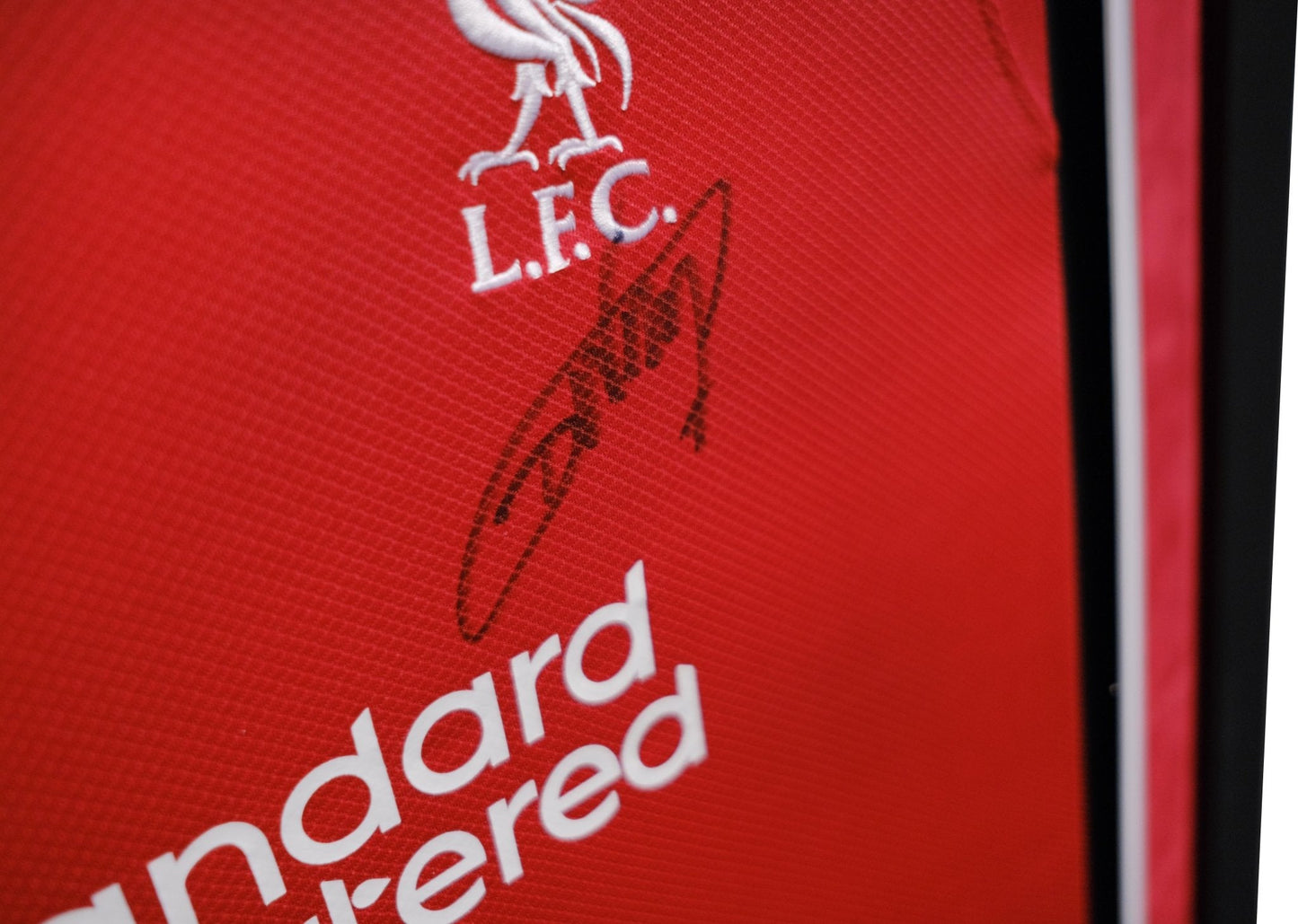Darwen Núñez signed home shirt Liverpool F.C. - Memorabilia Framers Shop