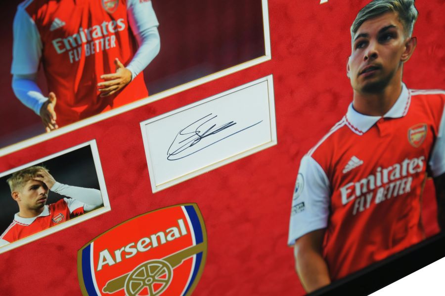 Emile Smith Rowe Signed White Card Display - Memorabilia Framers Shop