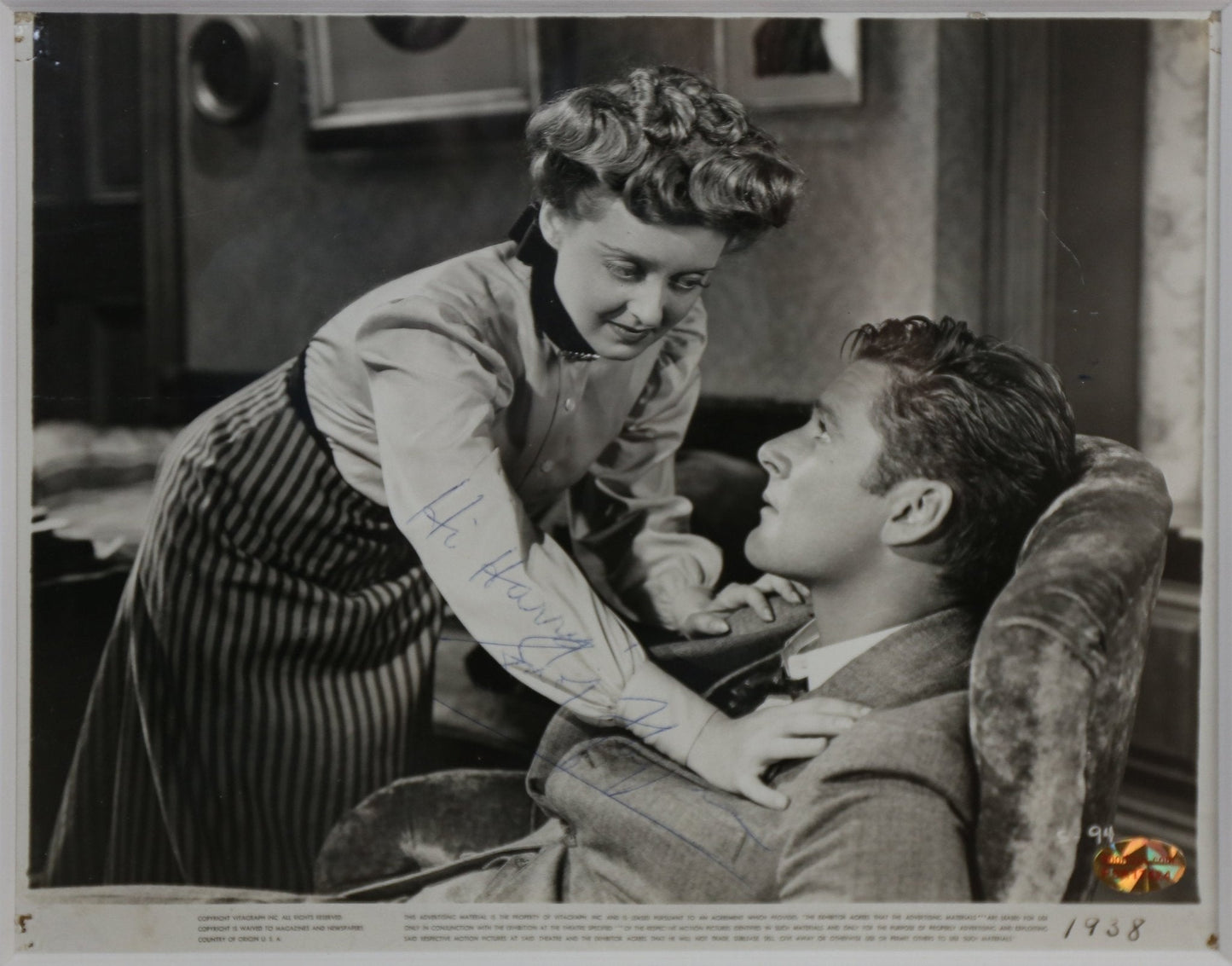 Erol Flynn Signed 10x8 Photograph Framed Display - Memorabilia Framers Shop