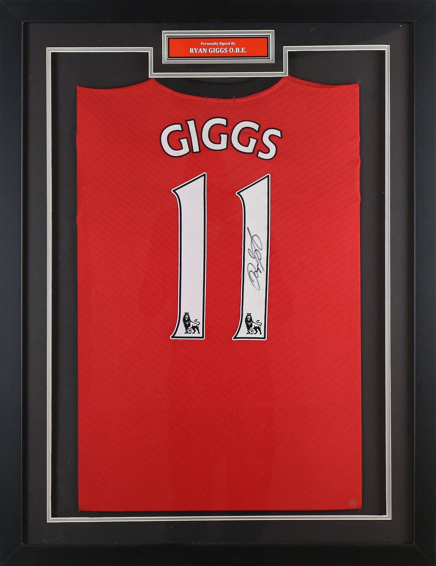 Giggs Man United Signed Shirt Framed Display - Memorabilia Framers Shop