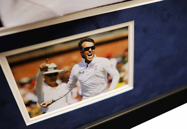 Graeme Swann signed England Cricket Shirt - Memorabilia Framers Shop