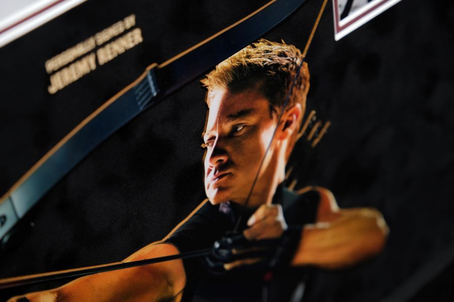 Hawkeye Signed 10x8 Photograph Display Signed by Jeremy Renner - Memorabilia Framers Shop