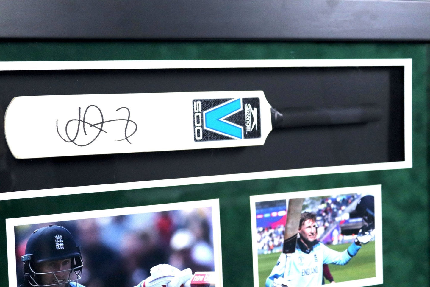 Joe Root Signed Bat Framed Display - Memorabilia Framers Shop