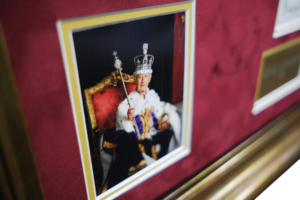 King Charles III signed white card display - Memorabilia Framers Shop