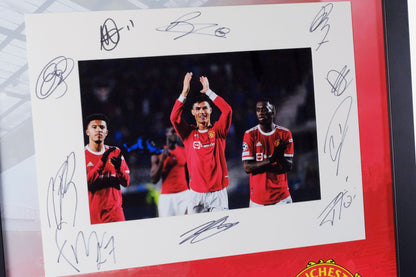 Multi Signed Manchester United 2021/22 Mount Framed Display