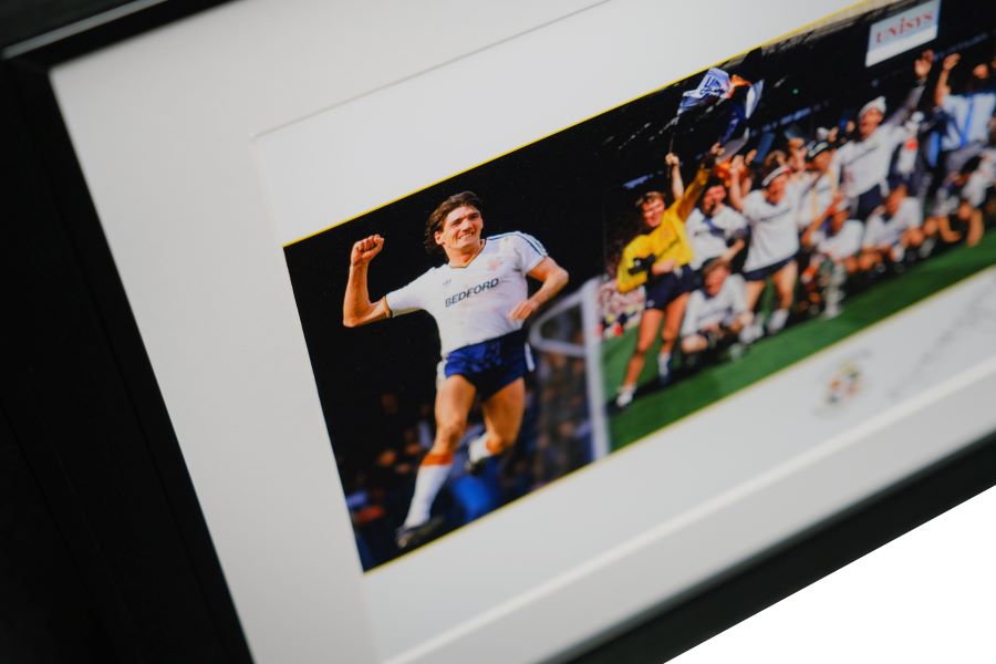 Mick Harford Signed Print - Memorabilia Framers Shop