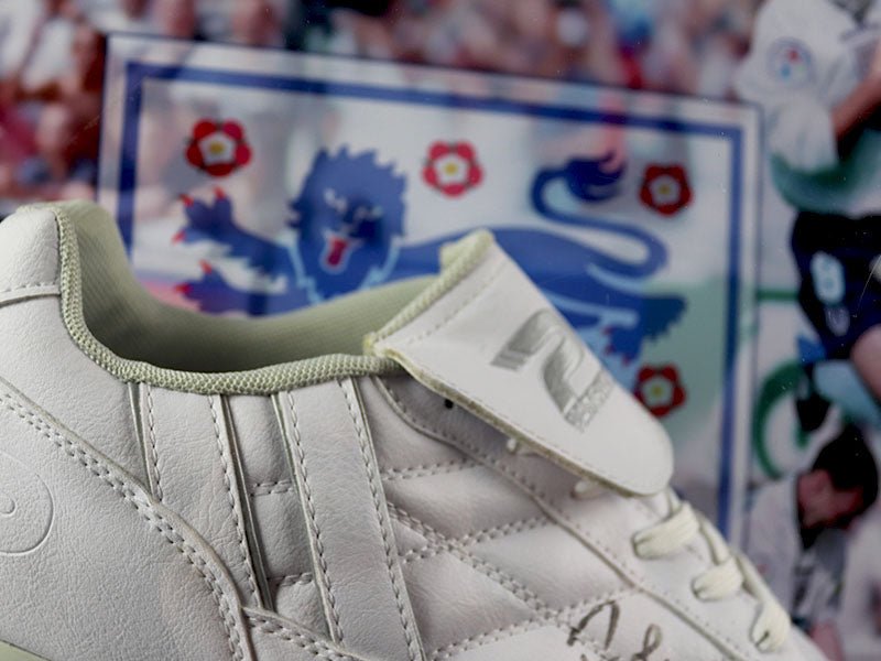 Paul 'GAZZA' Gascoigne Signed boot England - Memorabilia Framers Shop