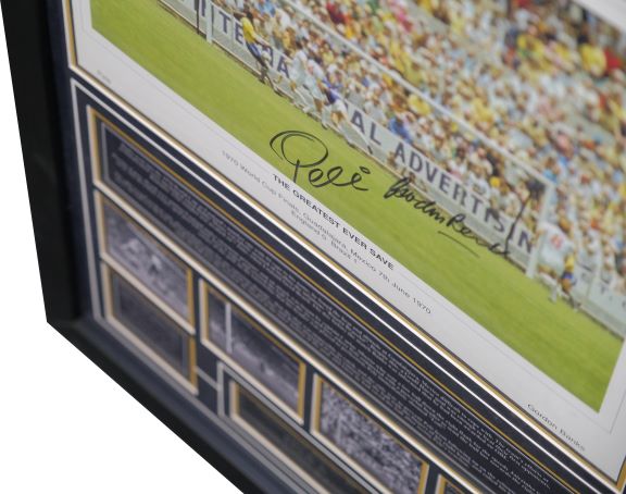 Pele and Banks signed Photograph Framed Display - Memorabilia Framers Shop