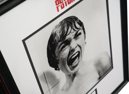 Psycho White Card Photograph Framed Display Signed By Janet Leigh - Memorabilia Framers Shop
