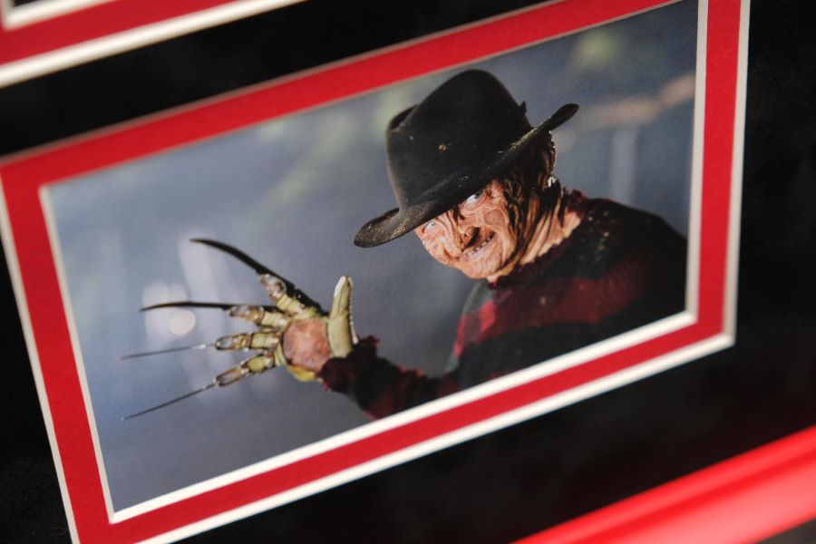Robert Englund Freddy Signed Jumper Framed Display - Memorabilia Framers Shop