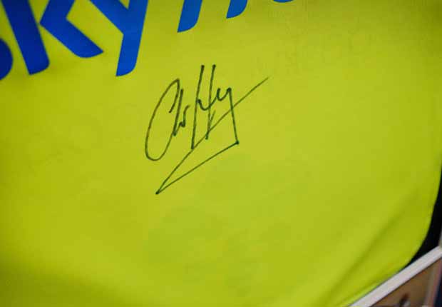 Sir Chris Hoy signed Olympic shirt team GB - Memorabilia Framers Shop