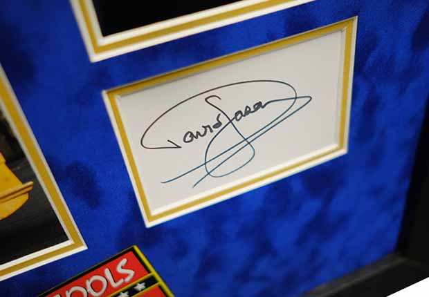 Sir David Jason signed white card - Only Fools and Horses - Memorabilia Framers Shop