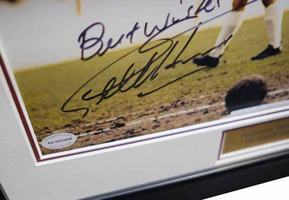 Sir Geoff Hurst signed photo West Ham - Memorabilia Framers Shop