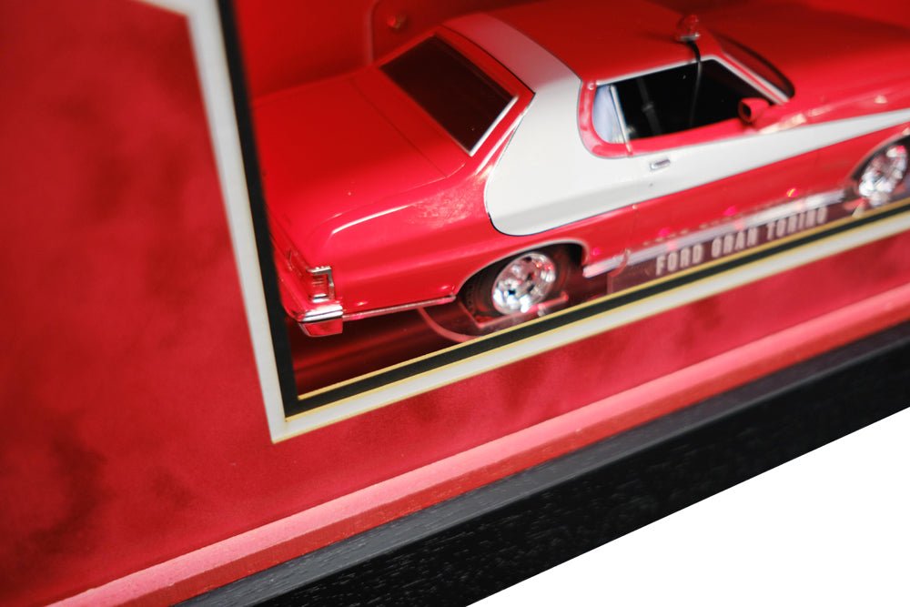 Starsky & Hutch Signed Photo by Paul Michael Glaser & David Soul- BECKETT CERTIFIED - Memorabilia Framers Shop