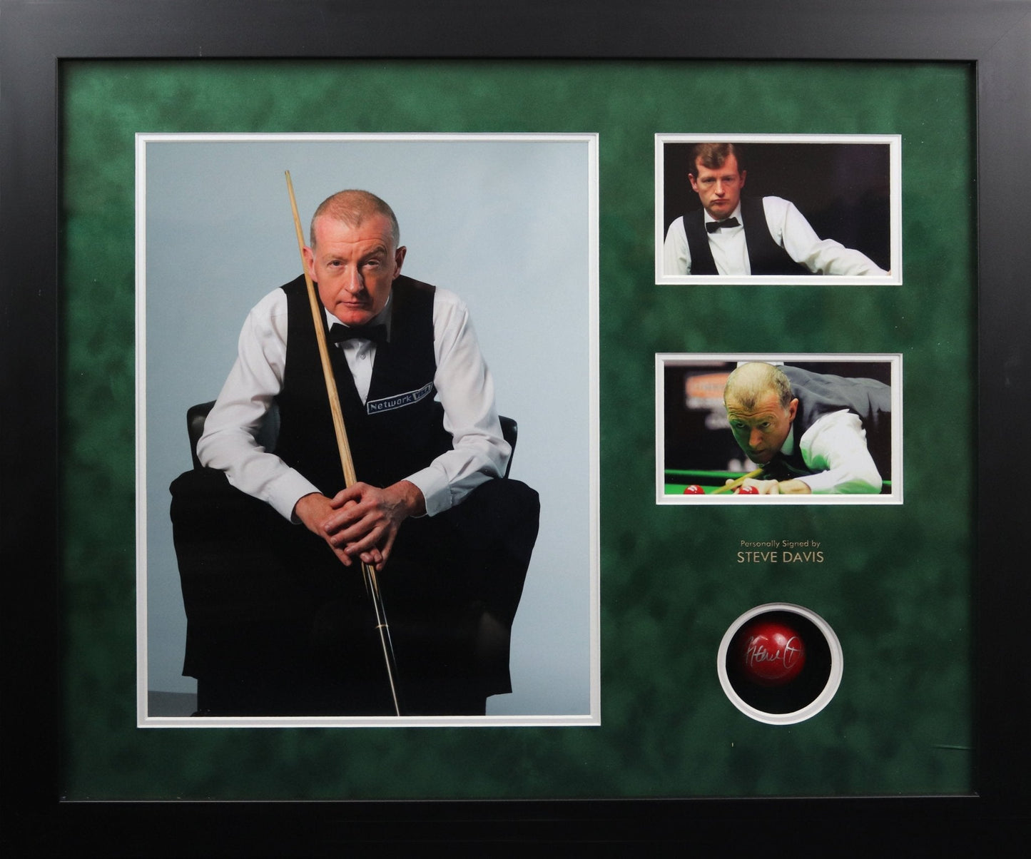 Steve Davis Snooker champion signed ball - Memorabilia Framers Shop