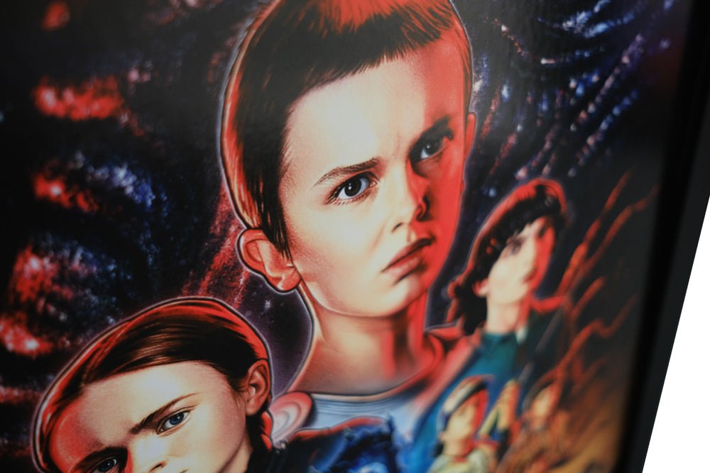 Stranger Things Framed Display Signed by Grace Van Dien - Memorabilia Framers Shop