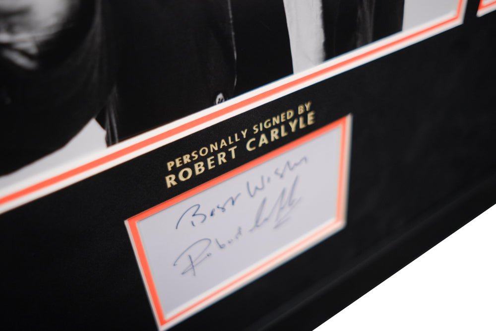 Train Spotting White card signed by Robert Carlyle - Memorabilia Framers Shop