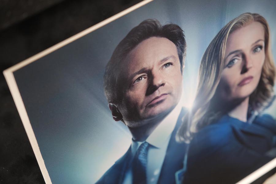 X Files Photograph Framed Display Signed by Gillian Anderson - Memorabilia Framers Shop